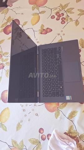 ASUS 2-en-1 Tactile i5 /8Go RAM/UHD graphics - 2