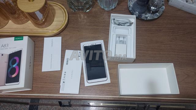Smartphone Oppo A83 - 2