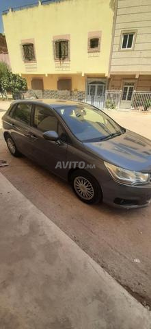 Belle voiture, je suis كساب - 2