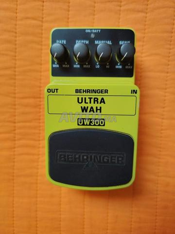 Behringer UW300 Ultra Wah Guitar Effect Pedal - 2