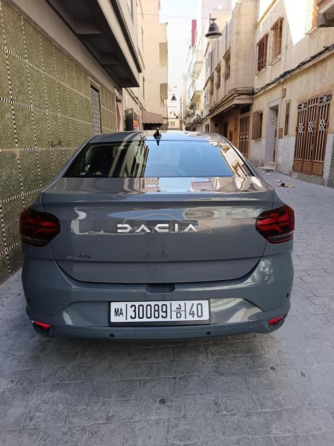 Dacia Logan Diesel Manuelle 2024 à Tanger