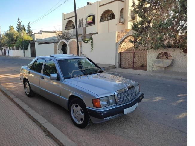 Mercedes 190 - normal. 