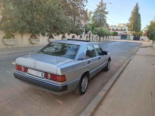 Mercedes 190 - normal. 
