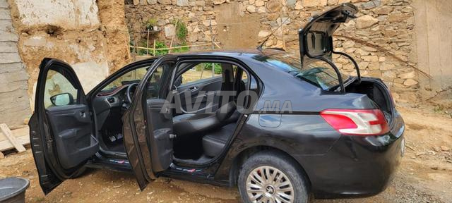 Peugeot 301 Diesel Manuelle 2016 à Amizmiz - 2