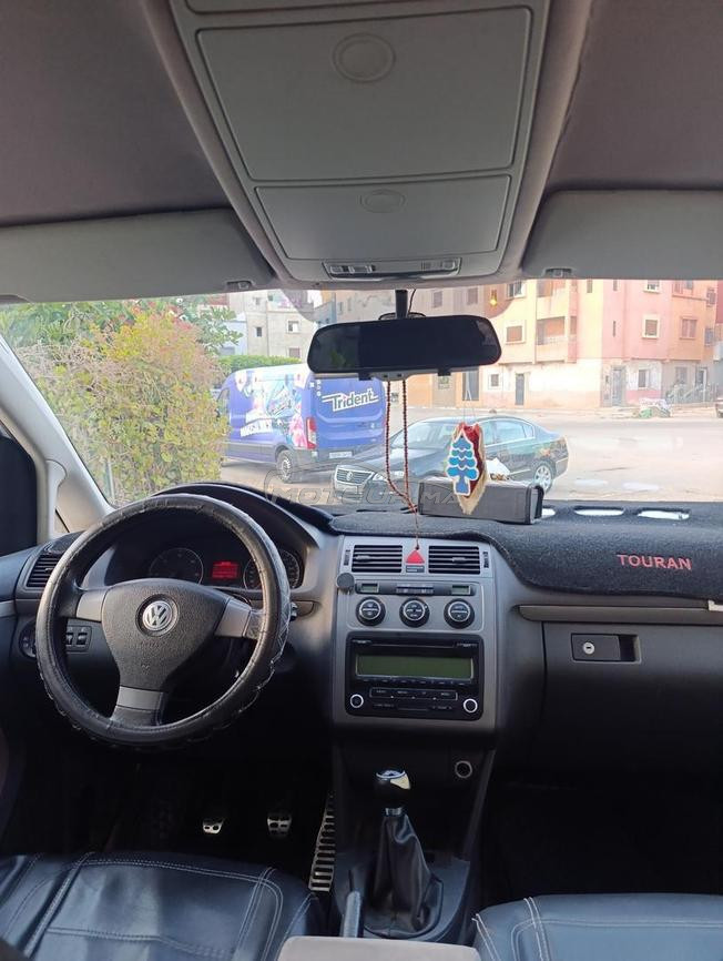 Volkswagen cross touran 
