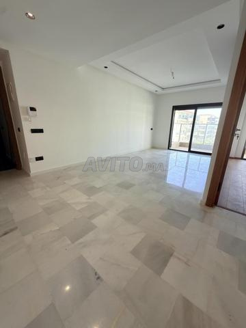 Appartement à louer 65 m² à Casablanca - 2