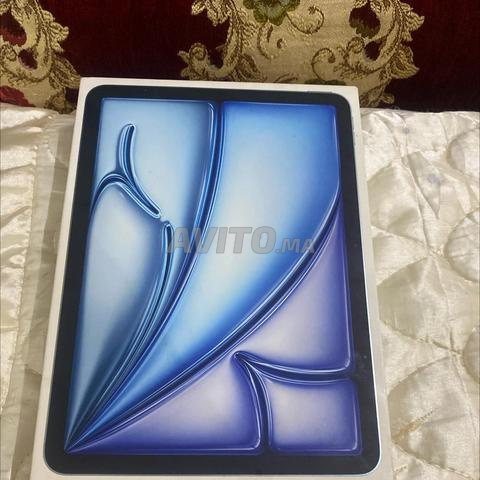 آيباد 11 آير إم2 خلوي وواي فاي 128 جيجابايت