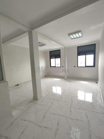 مكتب الطابق الثاني، 54م2 للإيجار Bd Fouatate H M Casa