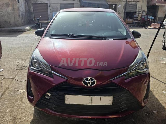 Toyota Yaris Essence 2018 - Manuelle - 2