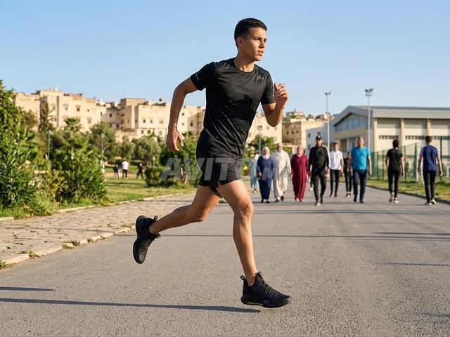 Chaussure de sport noire élégante pour la course - 2