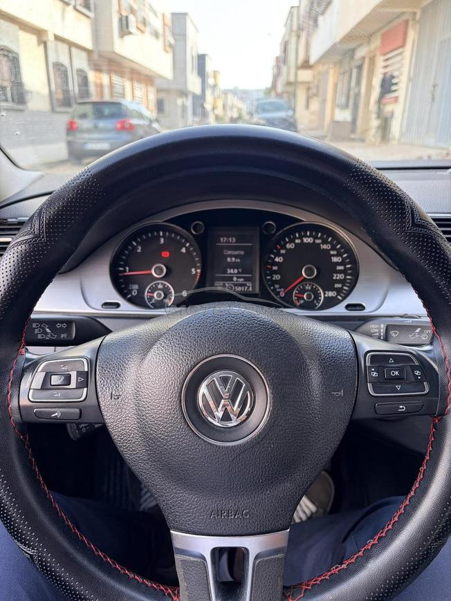 Volkswagen Passat Diesel Manuelle 2018 à Kénitra