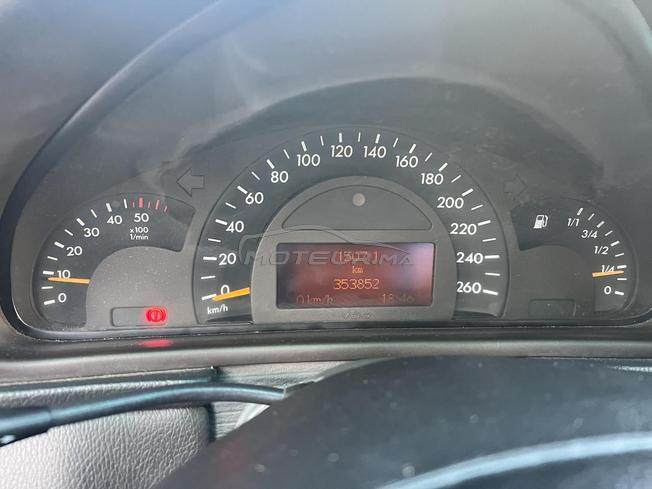 Mercedes-Benz 200 Diesel Manuelle 2003 à Temara