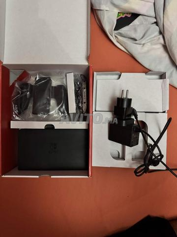 Nintendo Switch OLED État Neuf avec 40 Jeux  - 2
