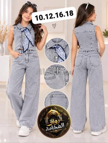 Vêtements féminins élégants et neufs à vendre - 2