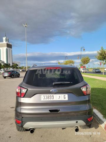 Ford Kuga 2L Automatique - 2