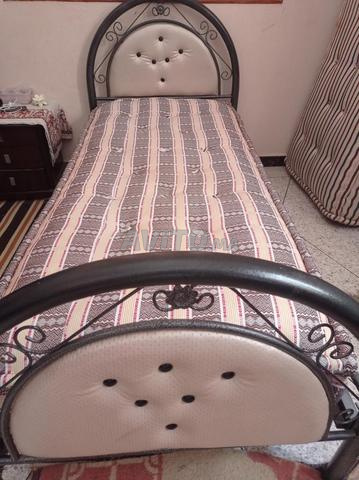 أسِرَّة معدنية مع مرتبة - 2