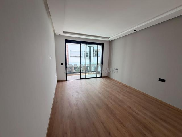 Appartement à louer 2 chambres  à 5 min de CFC