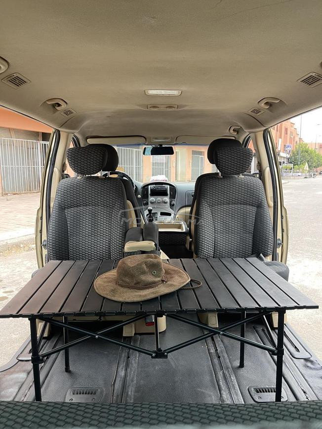 Hyundai H1Familiale Spacieuse, 9 places 