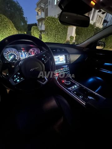 Jaguar XE R Sport - 2