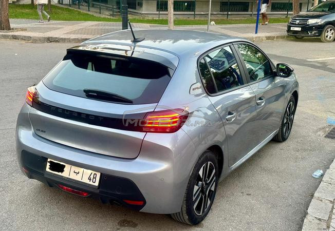 peugeot 208 2025 full option sbagha dar