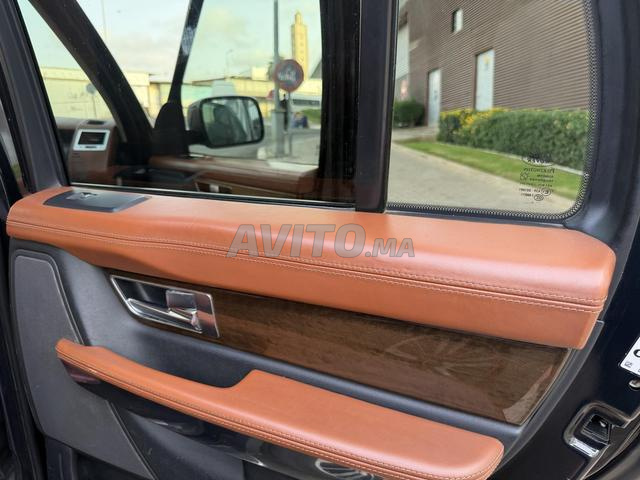 voiture  rouge sport excellent état - 2
