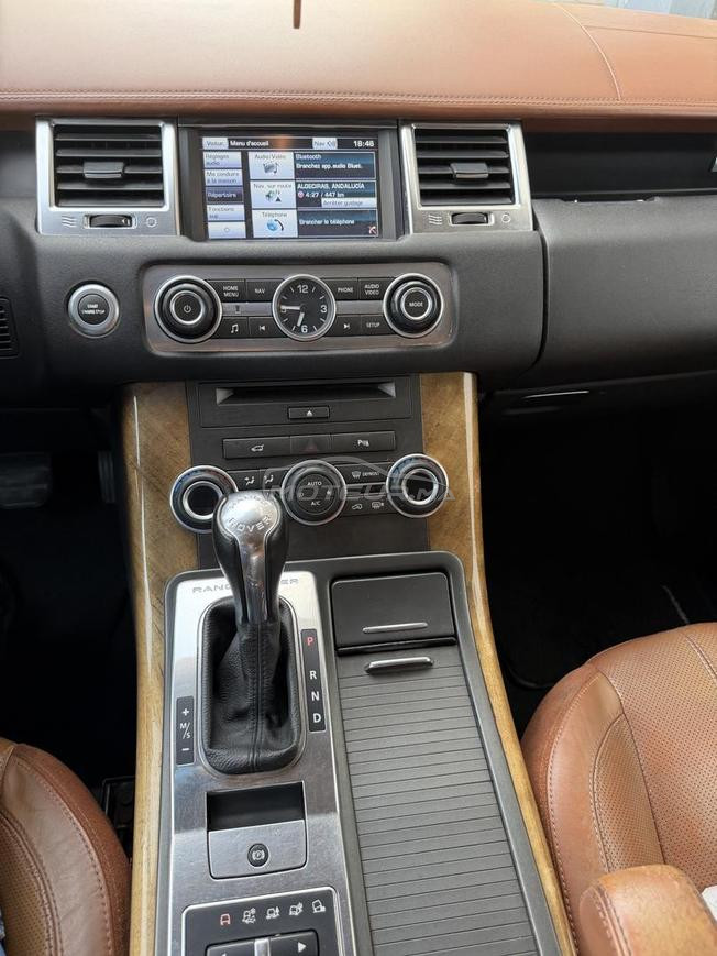 voiture  Range rover sport excellent état 