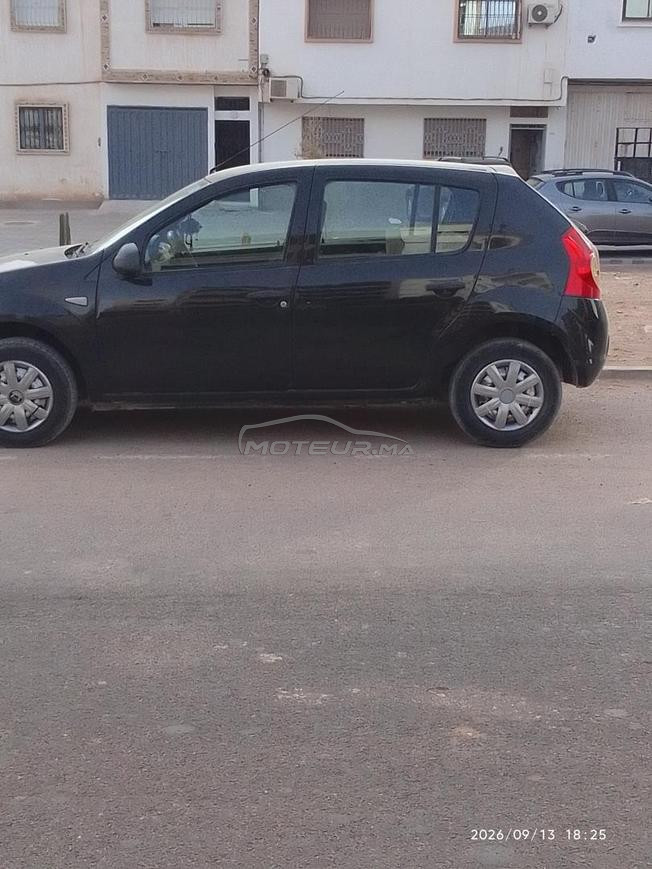 Dacia Sandero Essence Manuelle 2011 à Agadir
