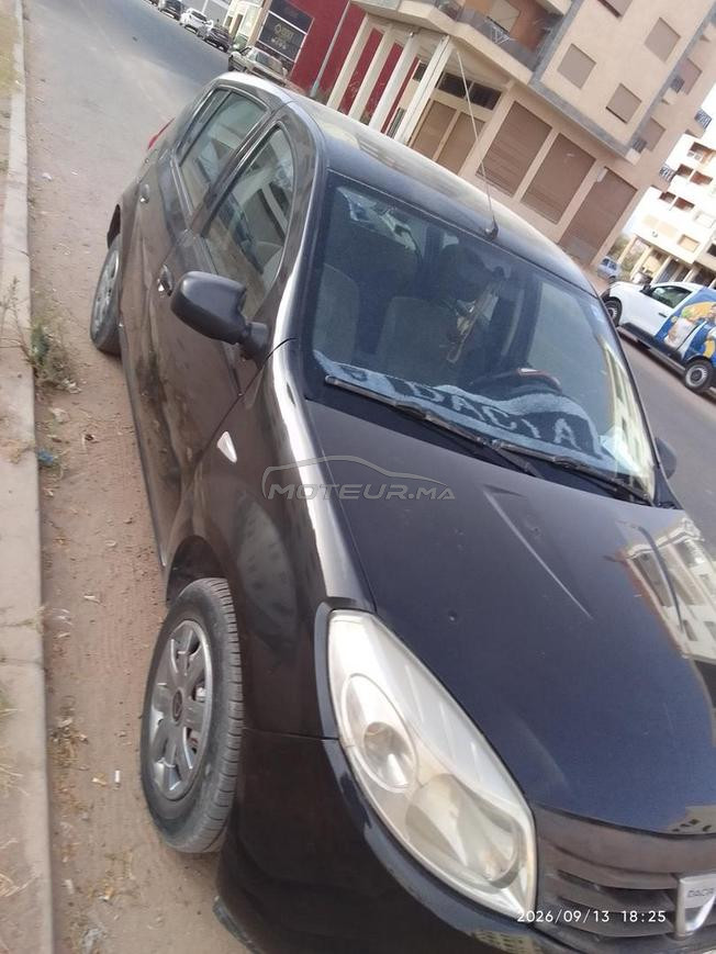 Dacia Sandero Essence Manuelle 2011 à Agadir
