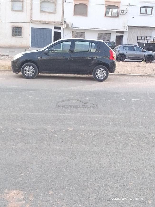 Dacia Sandero Essence Manuelle 2011 à Agadir