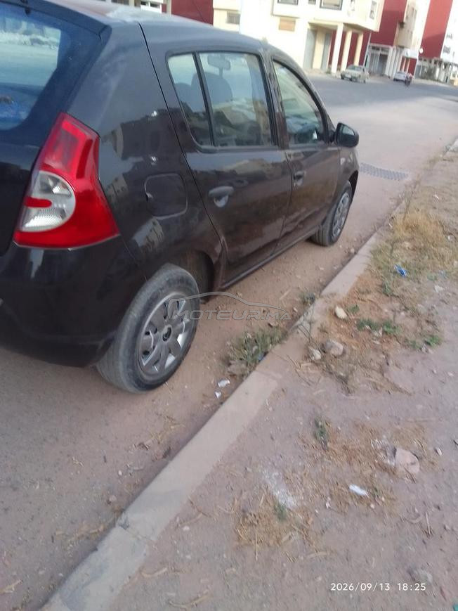 Dacia Sandero Essence Manuelle 2011 à Agadir