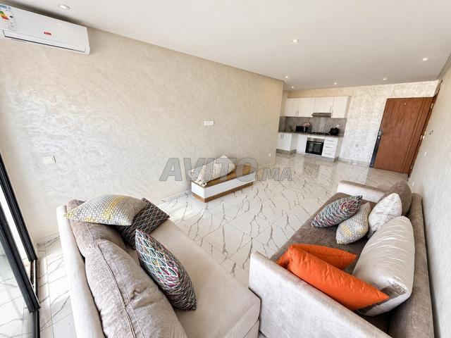 🏡 استوديو للبيع – Roches Noires - 2