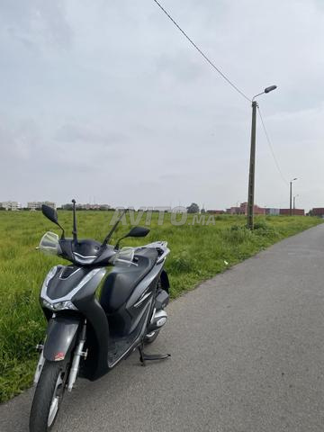 SH 150 - modèle 7/2020 / dédouanage 7/2022 - 2