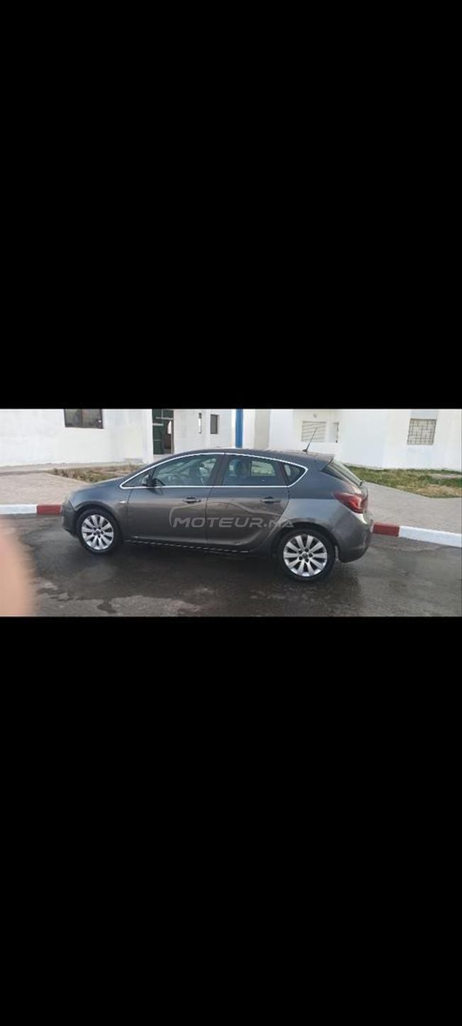 opel astra j 2010