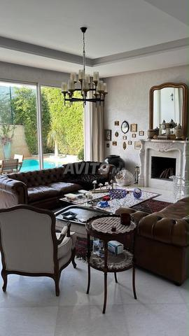 À VENDRE VILLA MODERNE À DAR BOUAZZA - 2