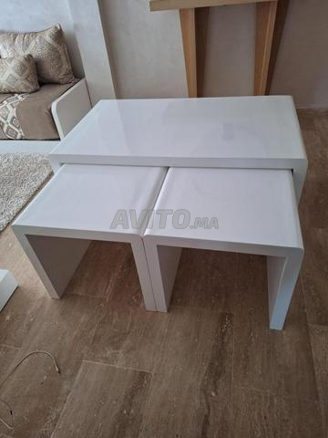 Table moderne