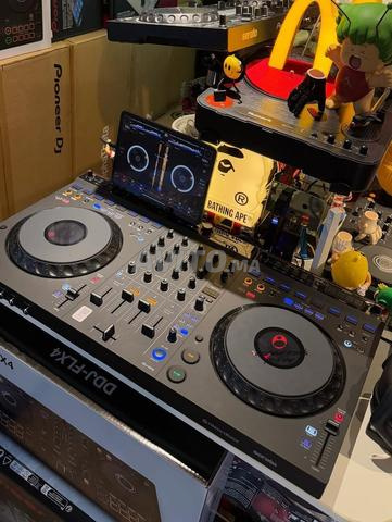 Pioneer DDJ GRV6 DJ Alphatheta boîte fermée - 2