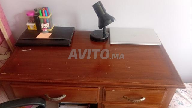 Placard et bureau en bois, bon état - 2