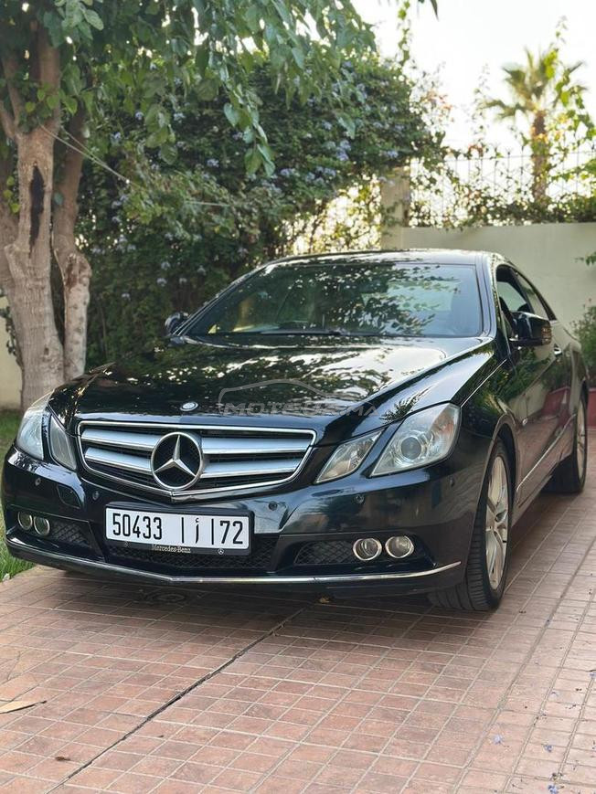 Mercedes-Benz E250 coupé