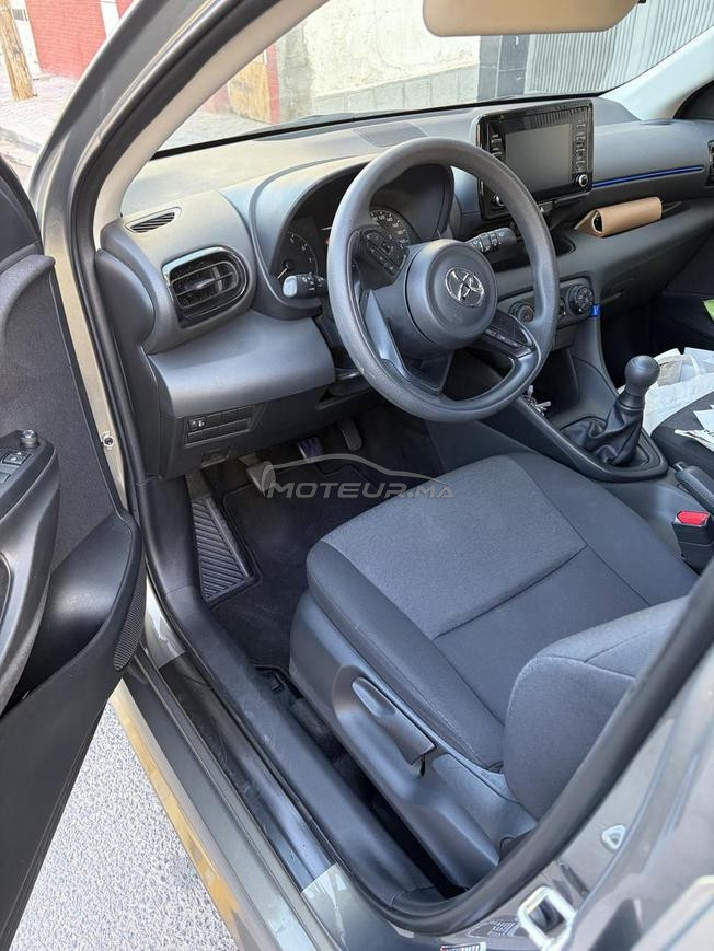  Yaris 2023 – Première main 17 000 km