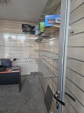 Local, magasin a louer - 2