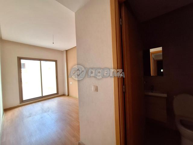 NEW-RMN 1 - Appartement à vendre à Les Hôpitaux - 2