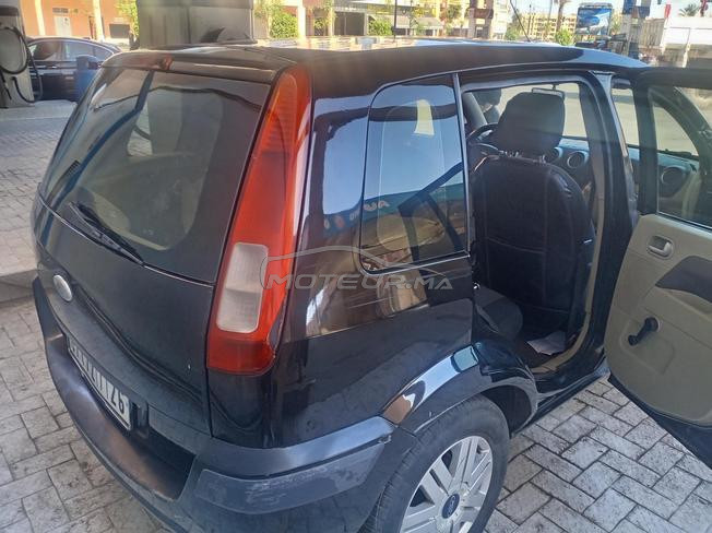 voiture a vendre on bon état 