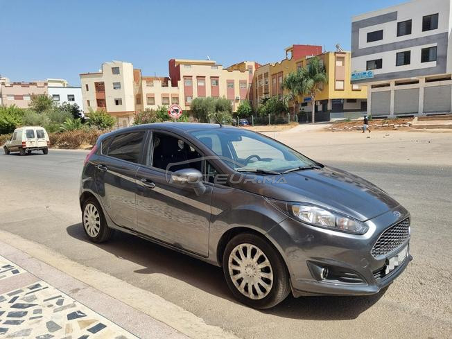 FORD FIESTA 1ÉRE MAIN 130KM