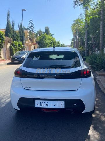 Peugeot 208 - 2