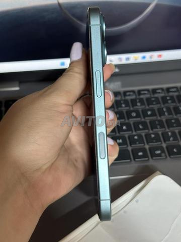 iPhone 16 normal avec boîte 128 Go État 97 - 2