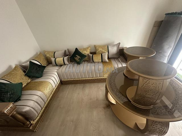 Salon marocain neuf ,table,coffre - 2