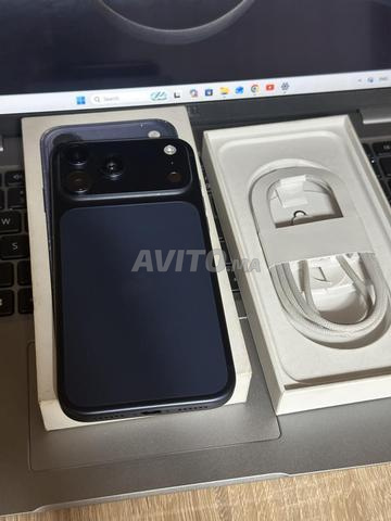iPhone 17 pro Max - 2