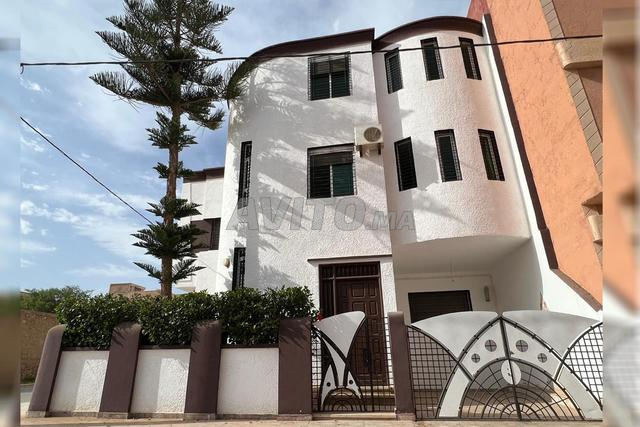 Villa 2 façades à 750 m de la plage – Saïdia