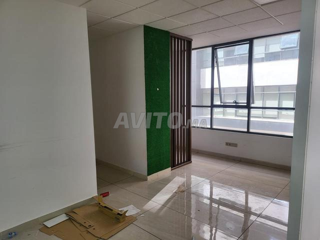 Bureau à louer 147 m² à Sidi Maârouf - 2