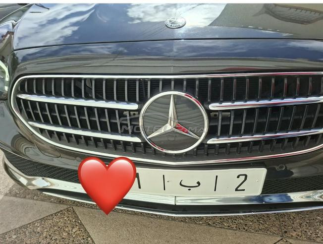 Mercedes classe E 220 - faible kilométrage